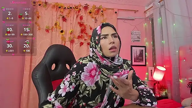 Snapshot of DarshaKhemu chatting on 03-01-25, 10:10 DarshaKhemu online show from 03-01-25, 10:10