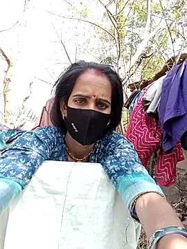 Mohni Das online show from 05-13-26, 04:41