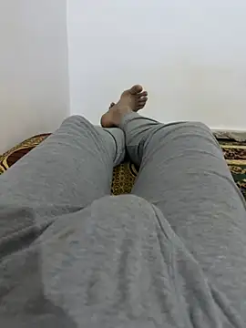 HHHHHxxn online show from 04-01-26, 09:56