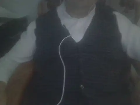 Snapshot of baygizemliadam chatting on 10-10-25, 08:26 baygizemliadam online show from 10-10-25, 08:26