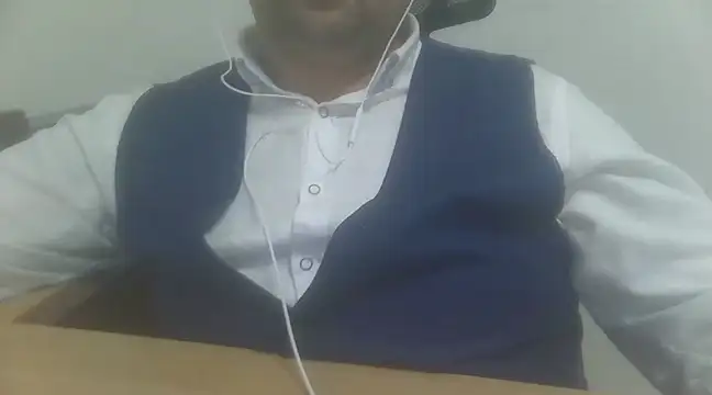 Snapshot of baygizemliadam chatting on 01-02-25, 08:46 baygizemliadam online show from 01-02-25, 08:46