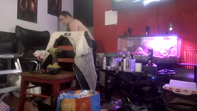 Snapshot of TheHellBilly chatting on 02-09-26, 05:27 TheHellBilly online show from 02-09-26, 05:27