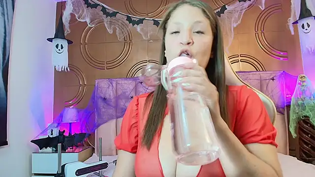 valeriaa19 online show from 10-12-25, 06:15