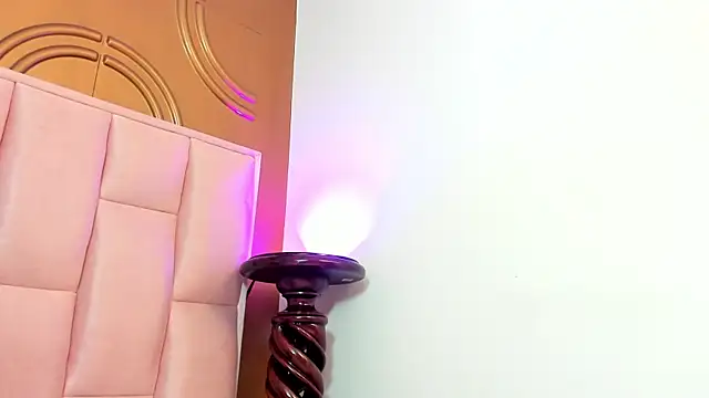 valeriaa19 online show from 03-21-25, 08:50