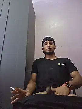 Snapshot of Torresmor chatting on 08-08-26, 03:46 Torresmor online show from 08-08-26, 03:46