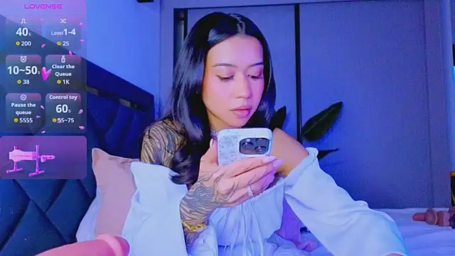 Snapshot of Mia_Tin chatting on 02-27-26, 06:52 Mia Tin online show from 02-27-26, 06:52