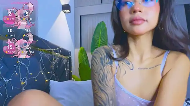 Mia Tin online show from 12-02-25, 02:52