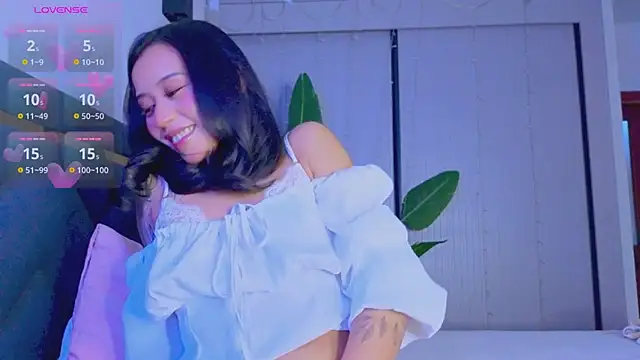 Snapshot of Mia_Tin chatting on 01-17-26, 01:15 Mia Tin online show from 01-17-26, 01:15