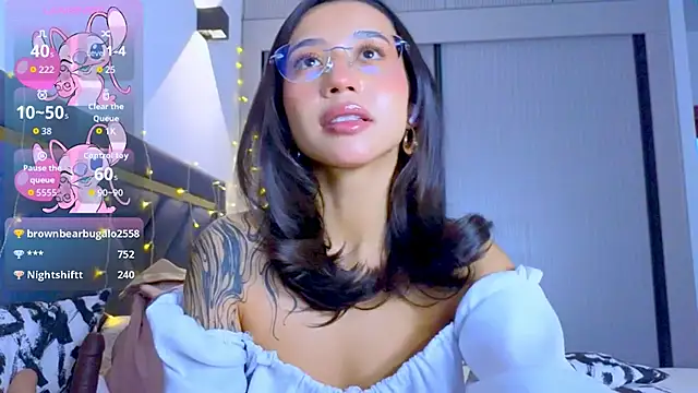 Mia Tin online show from 12-19-25, 11:12