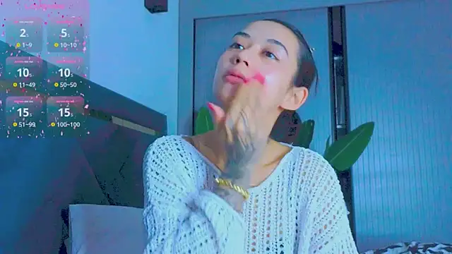 Mia Tin online show from 09-10-25, 02:16