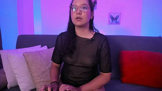 BUUNNY BELLA online show from 05-17-26, 08:20