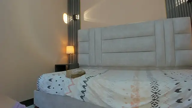 EYMI TOMSOM online show from 11-09-25, 10:41