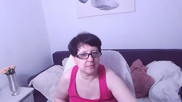 Snapshot of ChristaRose chatting on 05-14-26, 08:39 ChristaRose online show from 05-14-26, 08:39