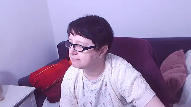 ChristaRose online show from 04-15-26, 07:18