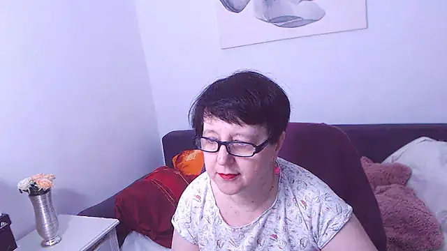 ChristaRose online show from 10-04-25, 12:56