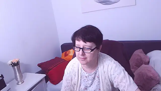 ChristaRose online show from 11-28-25, 10:21