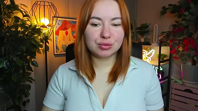 LAYLAxSTAR online show from 11-09-25, 07:34