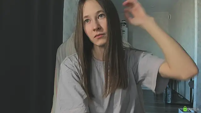 Courtney Luv online show from 03-26-26, 11:30