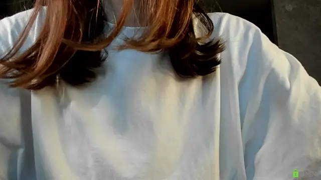Snapshot of Courtney_Luv chatting on 10-14-25, 04:07 Courtney Luv online show from 10-14-25, 04:07