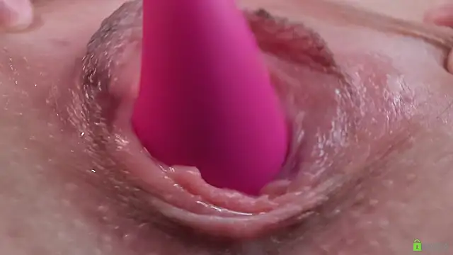 Courtney Luv online show from 03-20-26, 11:22