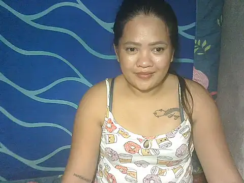 Snapshot of amariaxxx388 chatting on 07-06-26, 12:06 amariaxxx388 online show from 07-06-26, 12:06