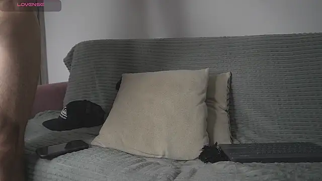 Snapshot of specter_27 chatting on 09-24-25, 01:46 specter 27 online show from 09-24-25, 01:46