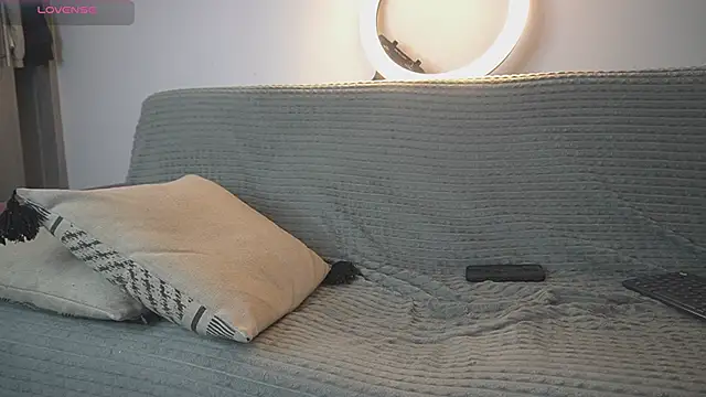 Snapshot of specter_27 chatting on 12-18-25, 11:08 specter 27 online show from 12-18-25, 11:08