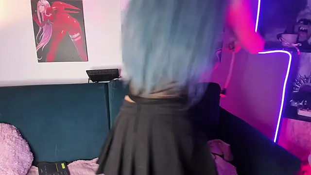  liathompsom09 online show from 12-22-25, 08:53