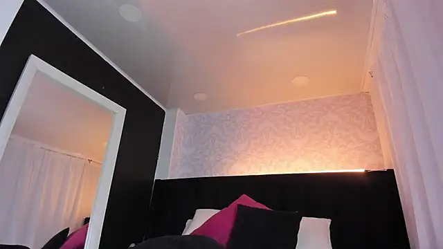  liathompsom09 online show from 03-13-25, 03:06