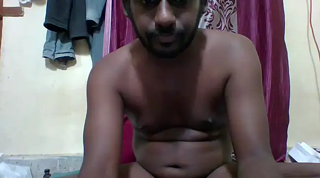 Snapshot of Slavebottombdsm09 chatting on 03-13-25, 06:01 Slavebottombdsm09 online show from 03-13-25, 06:01