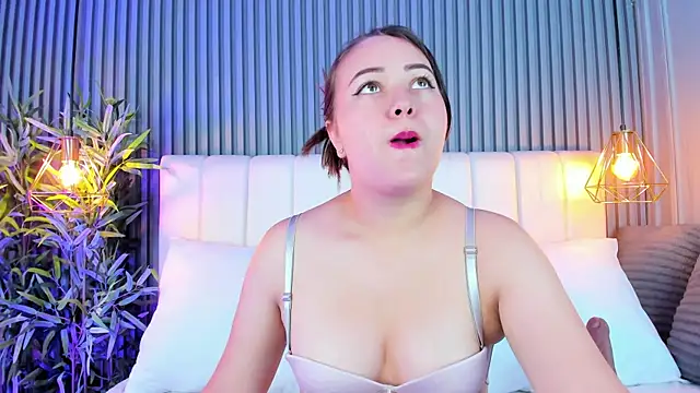 AnaisClark online show from 10-27-25, 11:33