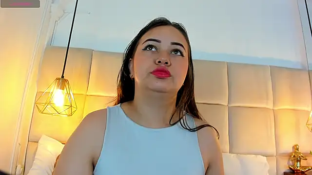 Snapshot of AnaisClark chatting on 02-26-25, 02:27 AnaisClark online show from 02-26-25, 02:27