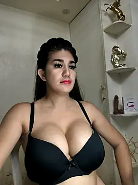 Snapshot of SexyFatHugeCock chatting on 04-24-26, 02:24 SexyFatHugeCock online show from 04-24-26, 02:24