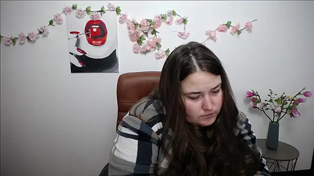 XX Daniella XX online show from 11-17-25, 08:40