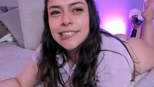 Nicolle W online show from 03-08-25, 06:05