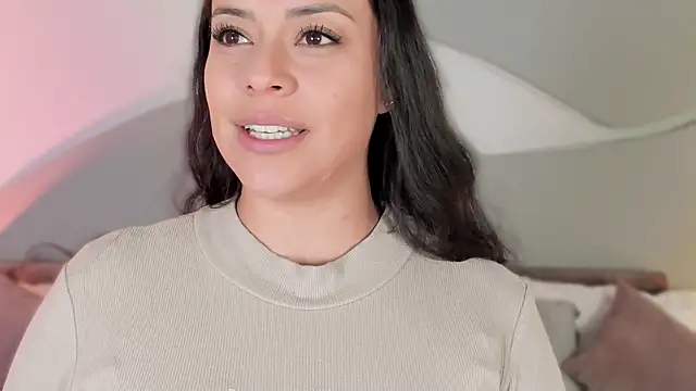 Nicolle W online show from 04-16-26, 11:44