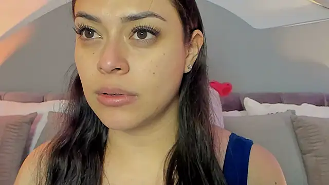 Nicolle W online show from 03-13-26, 11:37