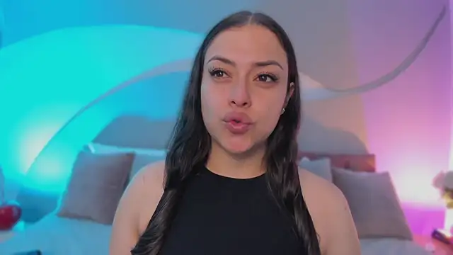 Nicolle W online show from 03-10-26, 11:36