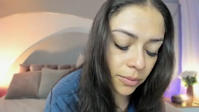Nicolle W online show from 07-14-26, 11:49