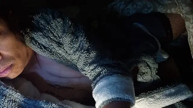 AmateurGuy23 online show from 10-25-25, 05:02