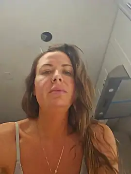 Snapshot of RebeccaXO_ chatting on 08-03-26, 04:20 RebeccaXO online show from 08-03-26, 04:20