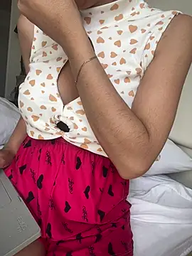 Snapshot of DulceMya6 chatting on 01-15-26, 03:59 DulceMya6 online show from 01-15-26, 03:59