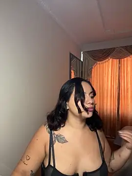 susy angel online show from 06-19-26, 08:36
