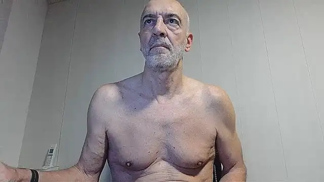 Snapshot of Herba_Mare chatting on 01-13-26, 08:13 Herba Mare online show from 01-13-26, 08:13