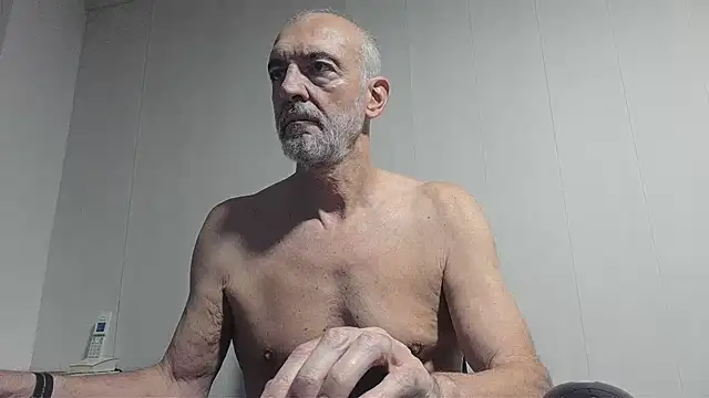 Snapshot of Herba_Mare chatting on 11-14-25, 06:22 Herba Mare online show from 11-14-25, 06:22