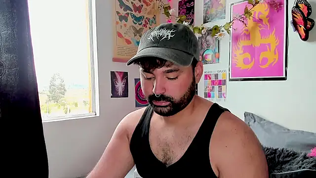 Snapshot of johnnyalx chatting on 10-24-25, 04:06 johnnyalx online show from 10-24-25, 04:06