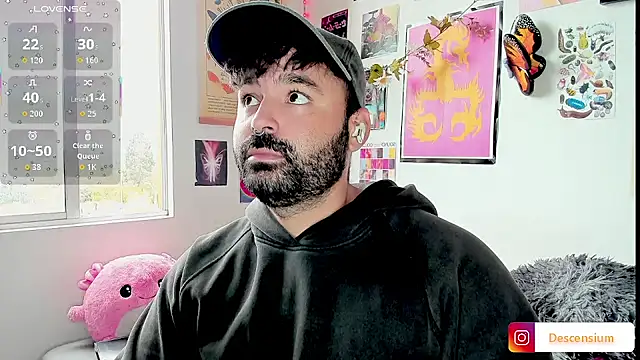 Snapshot of johnnyalx chatting on 10-30-25, 04:15 johnnyalx online show from 10-30-25, 04:15