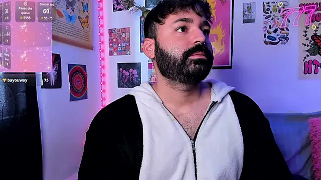 Snapshot of johnnyalx chatting on 02-12-26, 07:35 johnnyalx online show from 02-12-26, 07:35