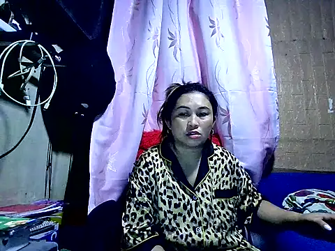 Snapshot of LalaiAsian chatting on 06-19-26, 03:40 LalaiAsian online show from 06-19-26, 03:40
