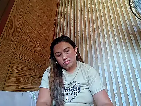 LalaiAsian online show from 04-14-26, 06:40